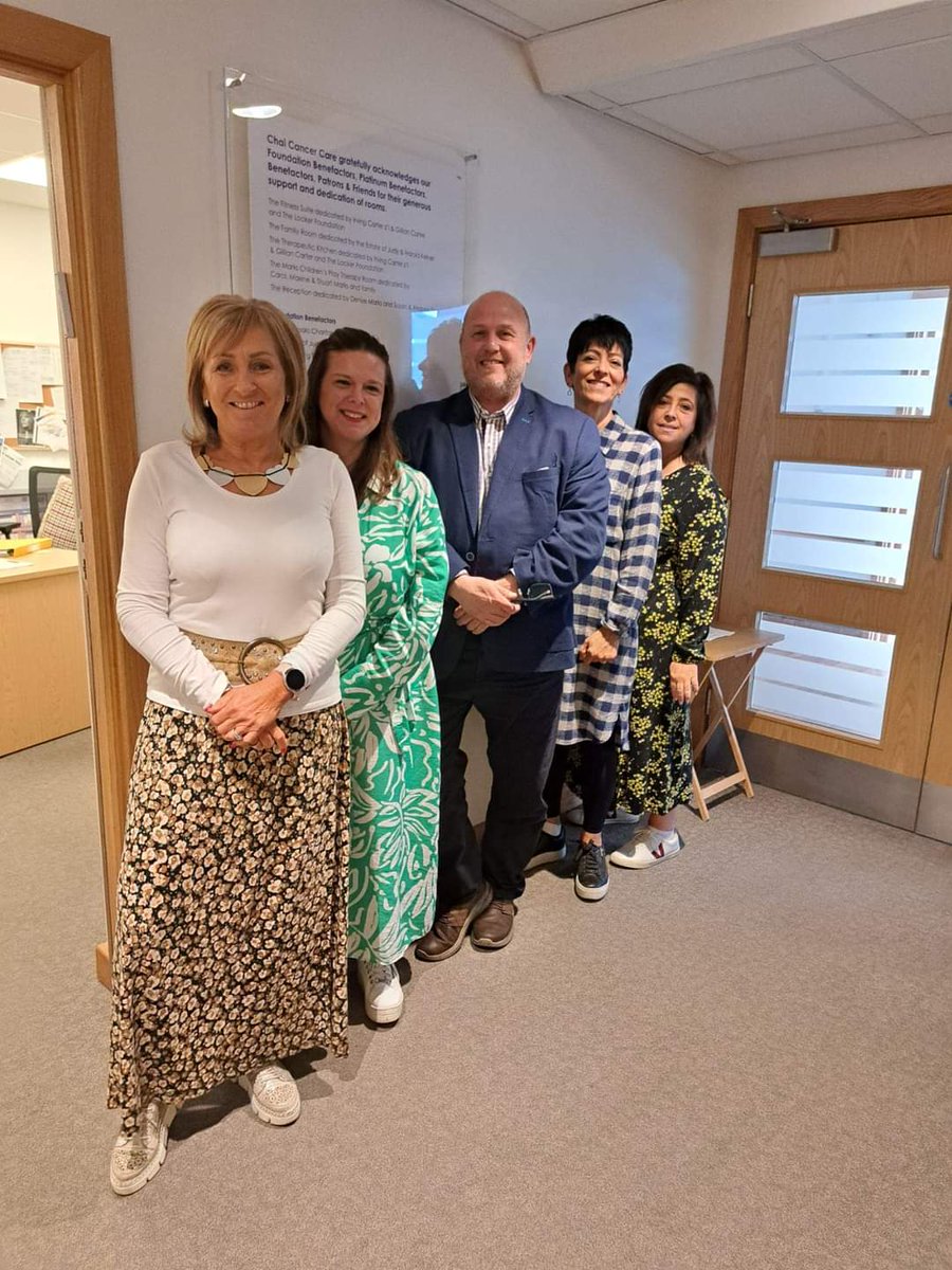 This week we visited the @ChaiCancerCare Unit in Manchester. An incredible team and wonderful  facility for family care and support.

#JLife #Magazine #Manchester #Jewishlife #JewishCommunity #CancerCare #CancerTreatment #familysupport
