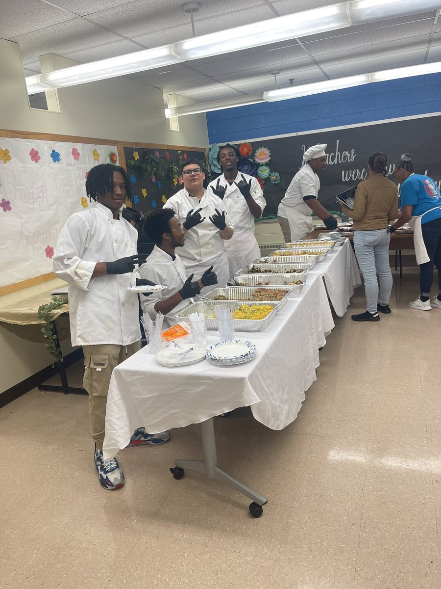 Friendly HS Patriots tweet media