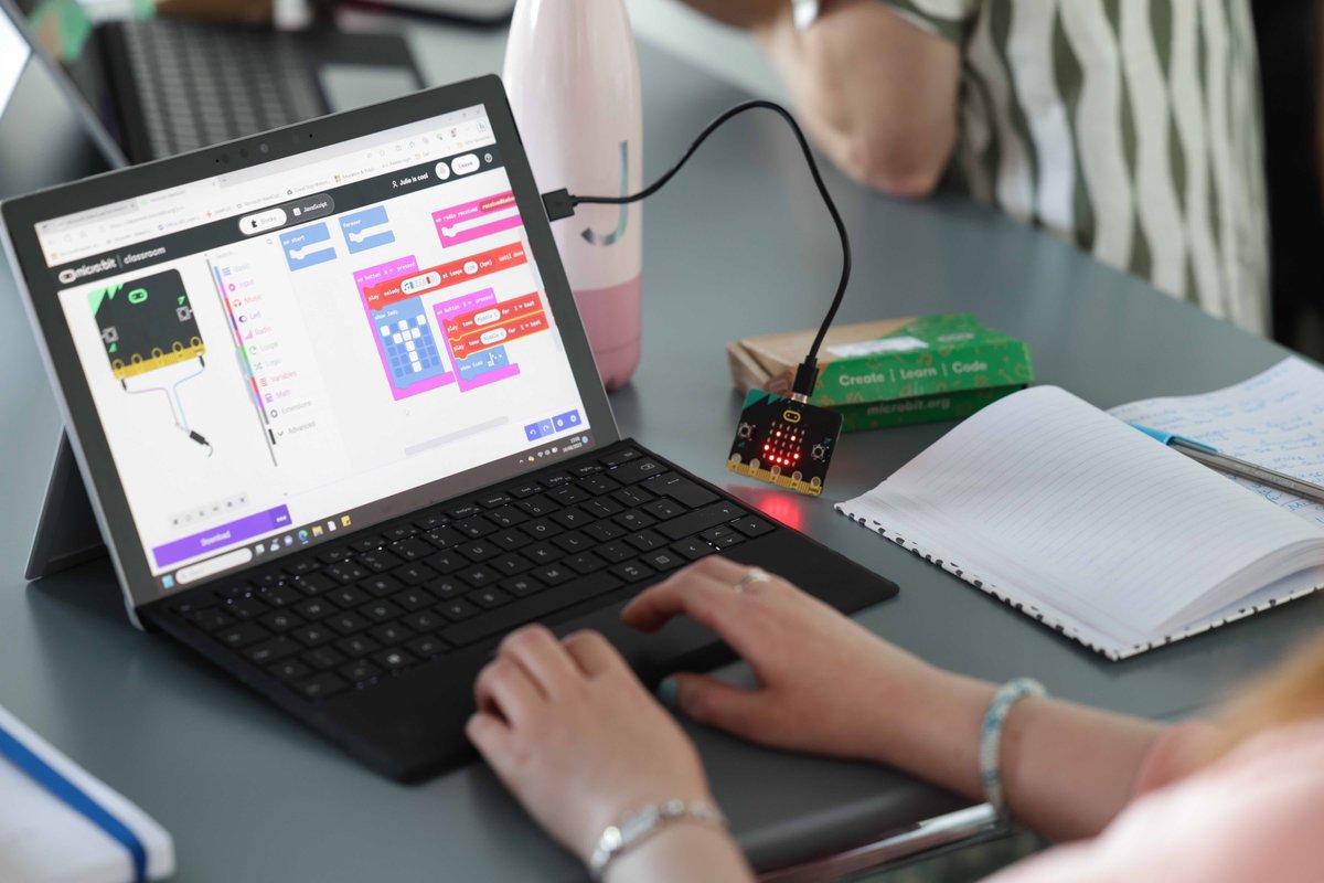 Did you know, Dream Space at W5 LIFE offers FREE micro:bit workshops for pupils, teachers and community groups! ⭐️ 🔗 Find out MORE: bit.ly/DreamSpaceBook… #MSDreamSpace | @MS_eduIRL