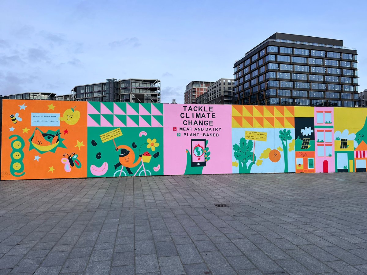 These outdoor murals were created by young people for the 2023 Grantham Climate Art Prize, sponsored by @OctopusEnergy and @ballymore, to highlight the #ClimateCrisis. Read more about the prize in the new edition of Outlook Magazine ow.ly/7faF50Rzfy7