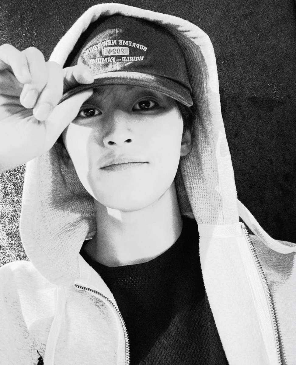 Minhyung is on duty!