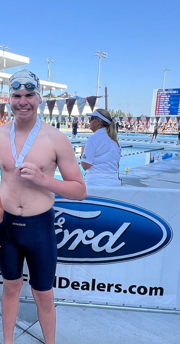 Good luck to @THHSMustangs swimmer, Brady Sugg as he competes in the inclusive 50 and 100 tomorrow at @CIFState !!!! @SVUSDSchools @SOSoCal @THHSAthletics @THHSUnified @ocvarsityguy