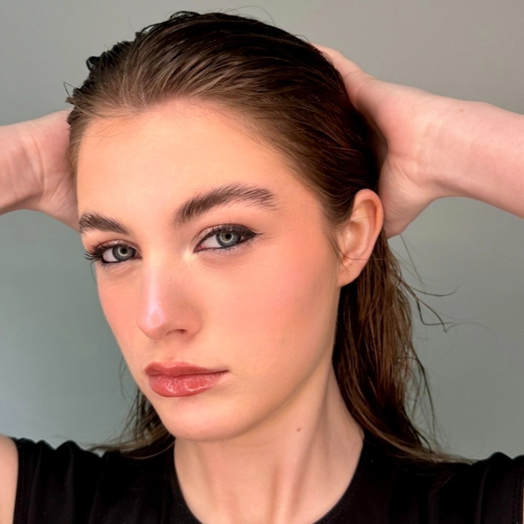 Make-Up Artistry Technical Certificate student, Oscar, nails a 90's look with wet hair and smoky eyes! This course welcomes beginners, so anyone can dive into the world of makeup artistry. Learn more here: ow.ly/o6P650RB8zl