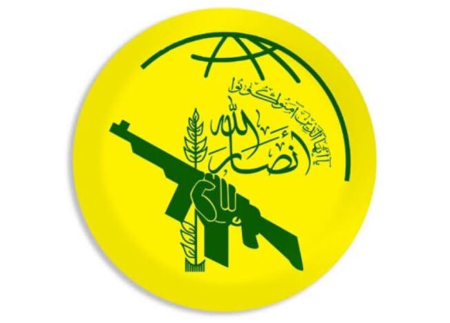 🔴İşgalci ABD'nin “Gazze’ye destekten vazgeçmeleri” halinde kendilerine “Cazip” tekliflerde bulunduklarını ifade eden Yemen Ensârullâh Hareketi (Hūsiler) liderlerinden El-Maşat :

"Amerikalılar kendilerini küçük düşürüyor. Aracılar vasıtasıyla bize şirin gözükmeye çalıştılar.