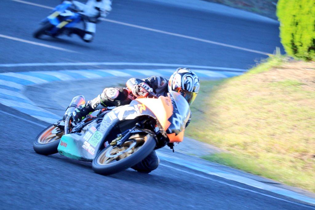 12日(日)は茂原ミニバイク耐久♪ゲリラ参加ぶっつけ本番(笑)GSX-R150借り物レーシング！昨年、初乗りでベストに近いタイム出てるから更新したいなぁ♪←ナメ過ぎか