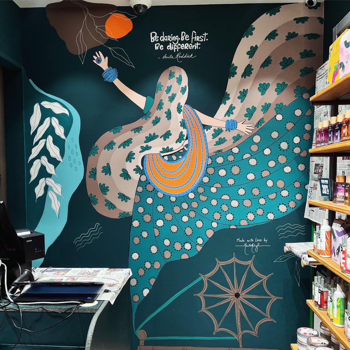 Interpreting regional culture elements into murals has always left a strong impact. This particular design which is greatly influenced by the traditional garba dance is done for The Body Shop India’s Ahmedabad Airport store - Terminal 1.

#wallmural #storedesign #interiors