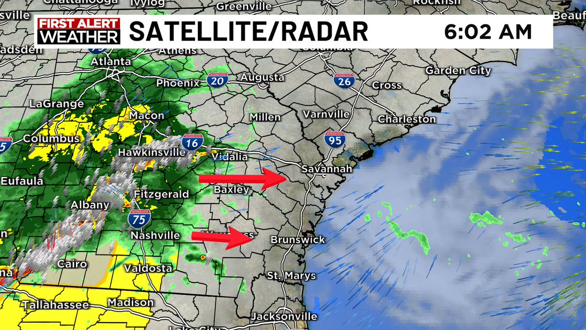 We're just starting to see the first rain bands pushing into our far western areas. Be sure to stay updated over the next couple hours as more severe weather chances push into the area. #friday #savannahga