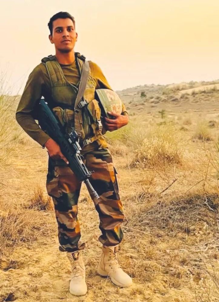Bad News!! Indian Army lost Braveheart Para Commando Jitendra Singh in Jammu and Kashmir Hailed from Alwar, Rajasthan (NOK informed) Salute 🇮🇳 #IndianArmy 🇮🇳