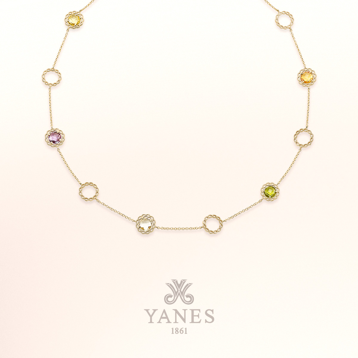 ¡Completa tus looks primaverales!

Historia y tradición se fusionan para crear el Collar Sevilla de la Colección Granada. 

Deslumbrarás con la elegante combinación del oro con la exquisita belleza del citrino, la amatista y el peridoto.
 
#JoyeriaYanes #joyas