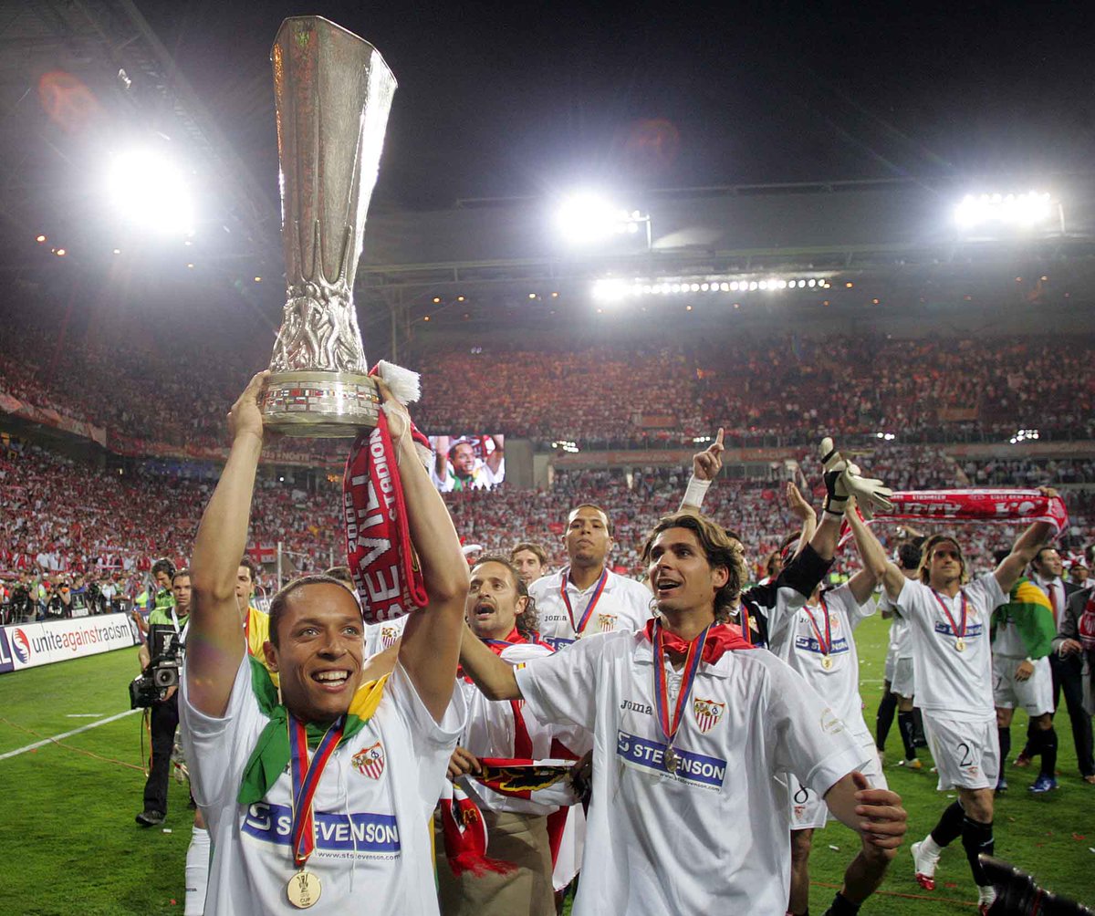 SevillaFC's tweet photo. La primera, siempre serás la primera 🔙🇳🇱🏆 https://t.co/fODwy5GORL