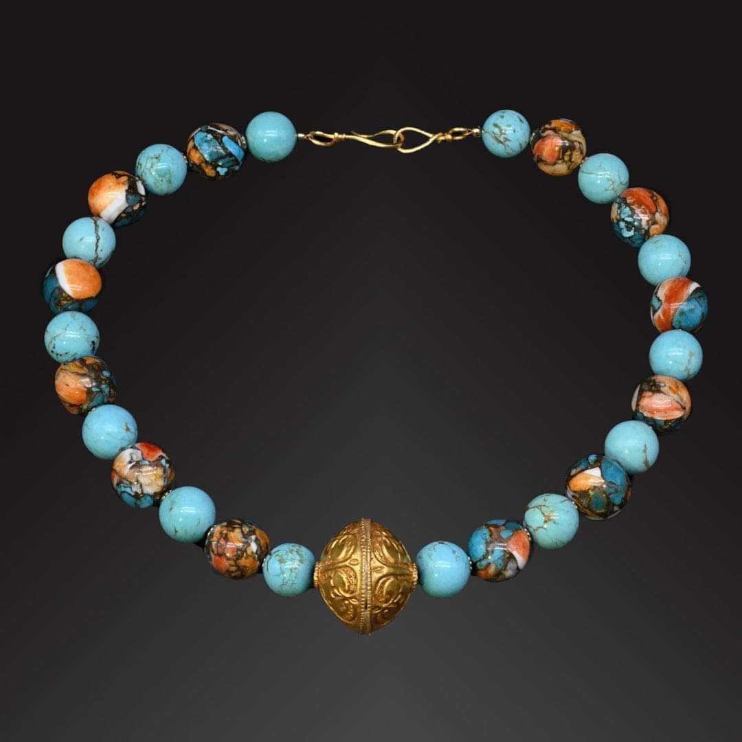 A 12th Century AD, Seljuk Necklace made of Gold and Turquoise (Turquoise) beads from Persia.

MET Museum

#drthehistories