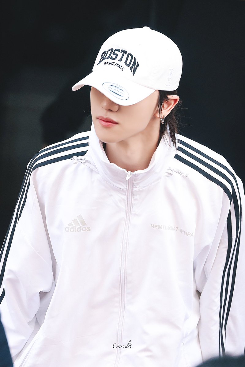 240510
KBS

#디에잇 #THE8 #Minghao
#서명호 #徐明浩 #ミンハオ
#세븐틴 #SEVENTEEN
<a href="/pledis_17/">세븐틴(SEVENTEEN)</a>