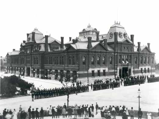 #OtD 10 May 1894 the Pullman Company fired three railway workers for being on the grievance committee. That evening, workers voted to strike and the next day shut Pullman down. Brecher's excellent book tells the story of what became a historic dispute: shop.workingclasshistory.com/collections/bo…