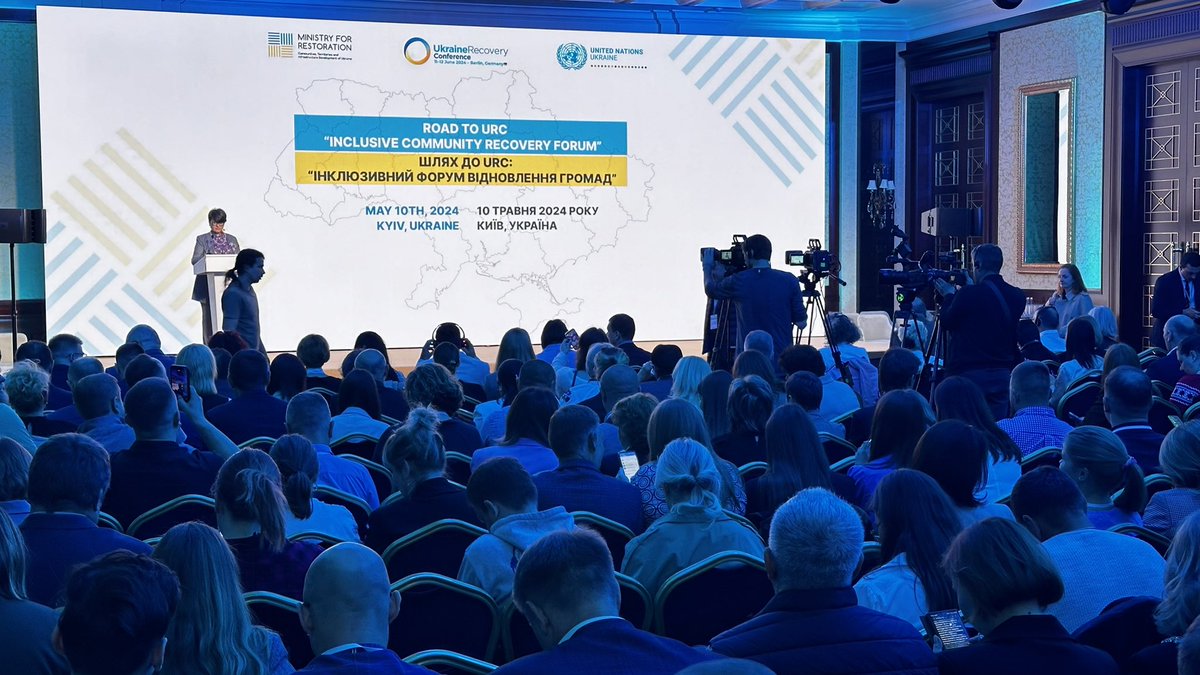 UN_Ukraine's tweet photo. Starting now: a forum to foster an inclusive &amp; community-driven recovery of Ukraine brings together nearly 500 people in Kyiv today. 

Participants will share best practices to ensure communities can recover from the devastation caused by Russia’s invasion. 

#UkraineRecovery 🇺🇦 https://t.co/mz7YdkQvnJ