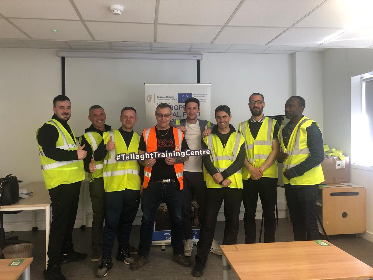 What a great bunch of fully trained forklift drivers!
￼- they are officially ready to be employed 👌👌
￼Best of luck lads!
In the photo with a brilliant tutor Mark from @irishschool 
@ddletb @ThisisFet @ESF_Ireland @SOLASFET