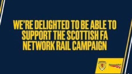 RAIL SAFETY | U8s delivering a rail safety message in conjunction with @NetworkRailSCOT & @ScottishFA to their teammates & community from their training session 🚊🚧

@ScotFANorth @BTPNorthScot @MareeToddMSP @struanmackie @mollycnolan @Jamie4North