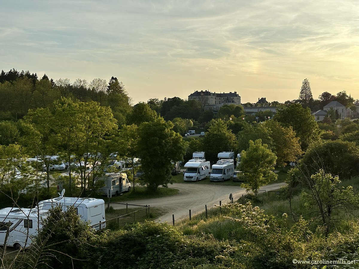 Free overnight parking for #motorhomes provided by the mairie at Maulévrier allows the opportunity to visit the extraordinary @parc_oriental for its Promenades de Nuit. The acclaimed Japanese garden tends to be quieter at night than day visits. #LoireValley #camping #roadTrip