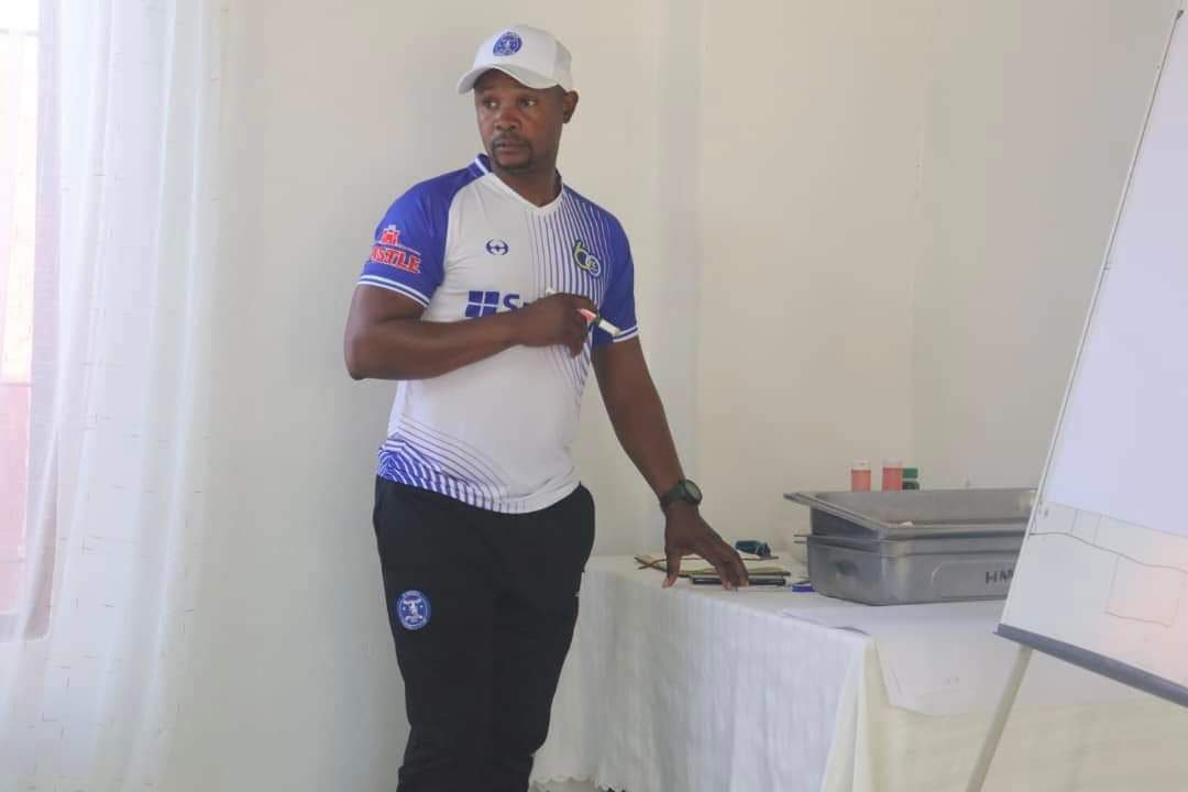 DYNAMOS gaffer Genesis ‘‘Kaka’’ Mangombe believes his side has to be on top of their game if they are to collect maximum points against unpredictable Herentals College FC at Rufaro Stadium on Sunday.>taut.biz.id/dy1aQ