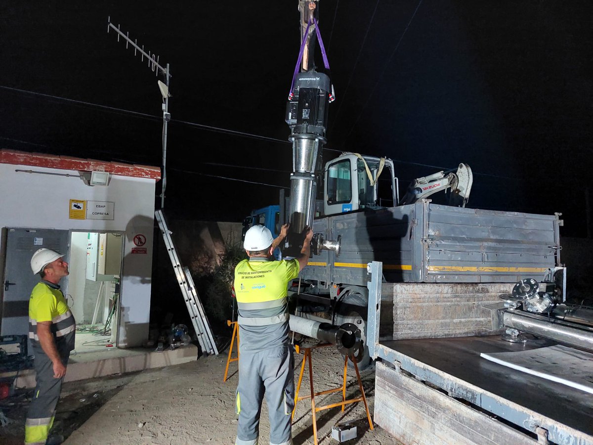 aguasdelorca's tweet photo. 🤗Agradecemos a nuestros trabajadores el esfuerzo que han hecho trabajando durante durante toda la noche para restablecer el suministro lo antes posible y ocasionar las mínimas molestias a nuestros clientes. https://t.co/ueDLM8sQJz