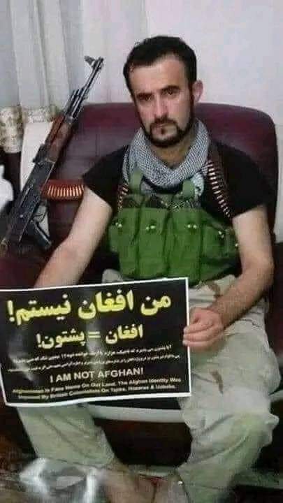 مشرانو دې لنډغر ته دومره ارزښت ورکړ چی دی بیخي خپل حیثیت هیر او هماغه طالب مشران یې د «فرعون» ، «فاشیست» او د قومي سیاستوالو خطاب کړی.