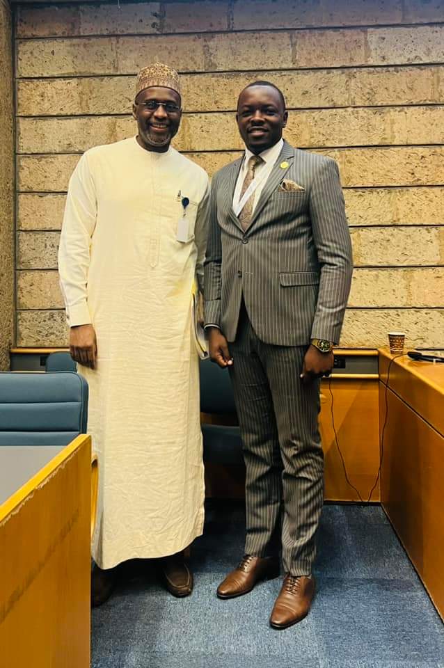 Thrilled to have met and had interactive discourse with former Mali Prime Minister the Rt Hon. Moussa Mara on repurposing the Global Financial Architecture and its precursor to the Pact of the Future on the sidelines of the United Nations Civil Society Conference. #UNCSC2024