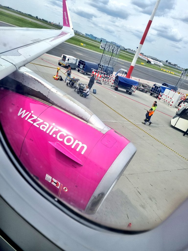 Bye-bye, Warsaw 👋🏼 ! On my way to Blighty! 
#twitterstorians