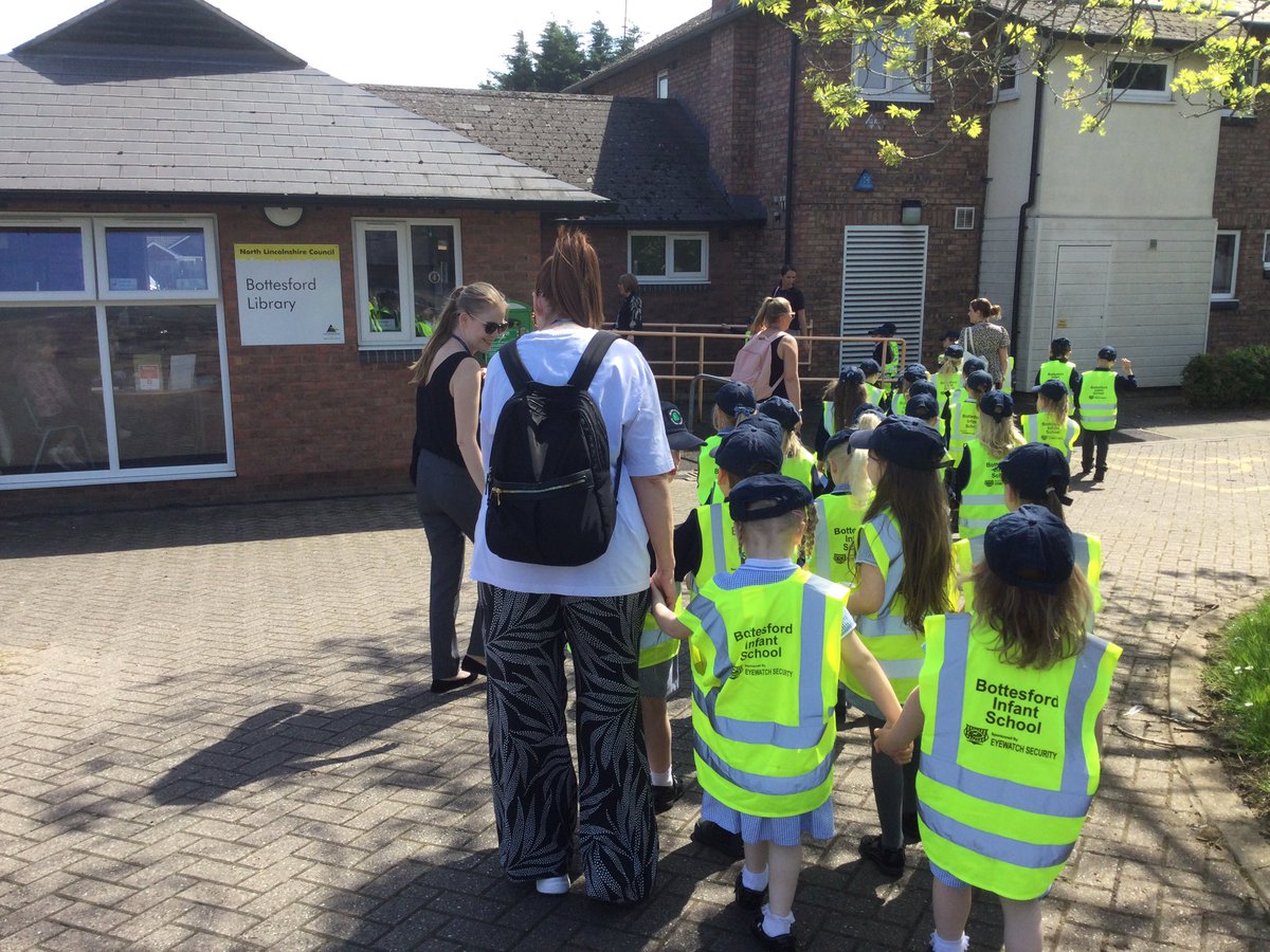 BottesfordIS's tweet photo. A beautiful day ☀️for a walk to our local library. All of our EYFS children enjoyed choosing and borrowing a book with their library cards #readingforpleasure #lifelongreading #teamBIS https://t.co/kCFFeMmdTS