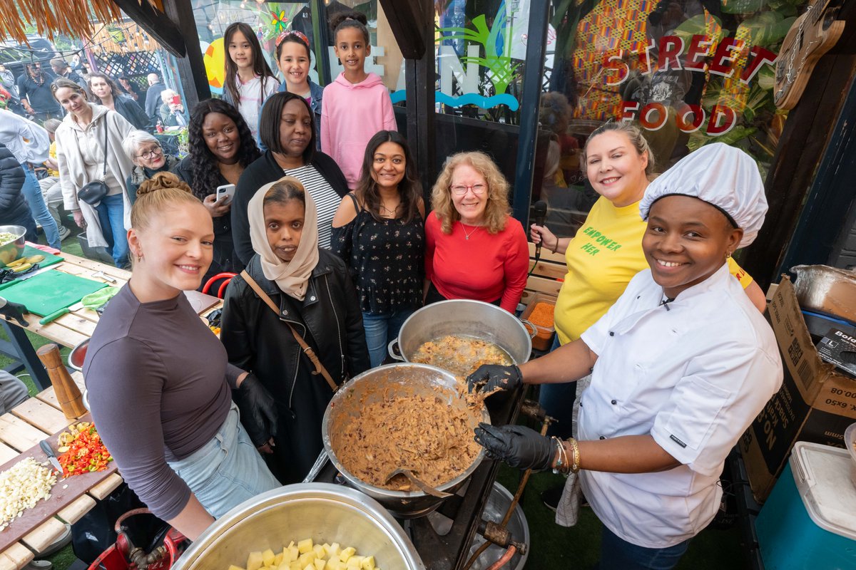 📢 We've launched a new campaign aimed at helping residents eat more healthily on a budget - Go Lean, Go Green, Go Bean! Find out more about the benefits of adding beans and pulses to your diet 📰👉 barnet.gov.uk/news/barnet-co…