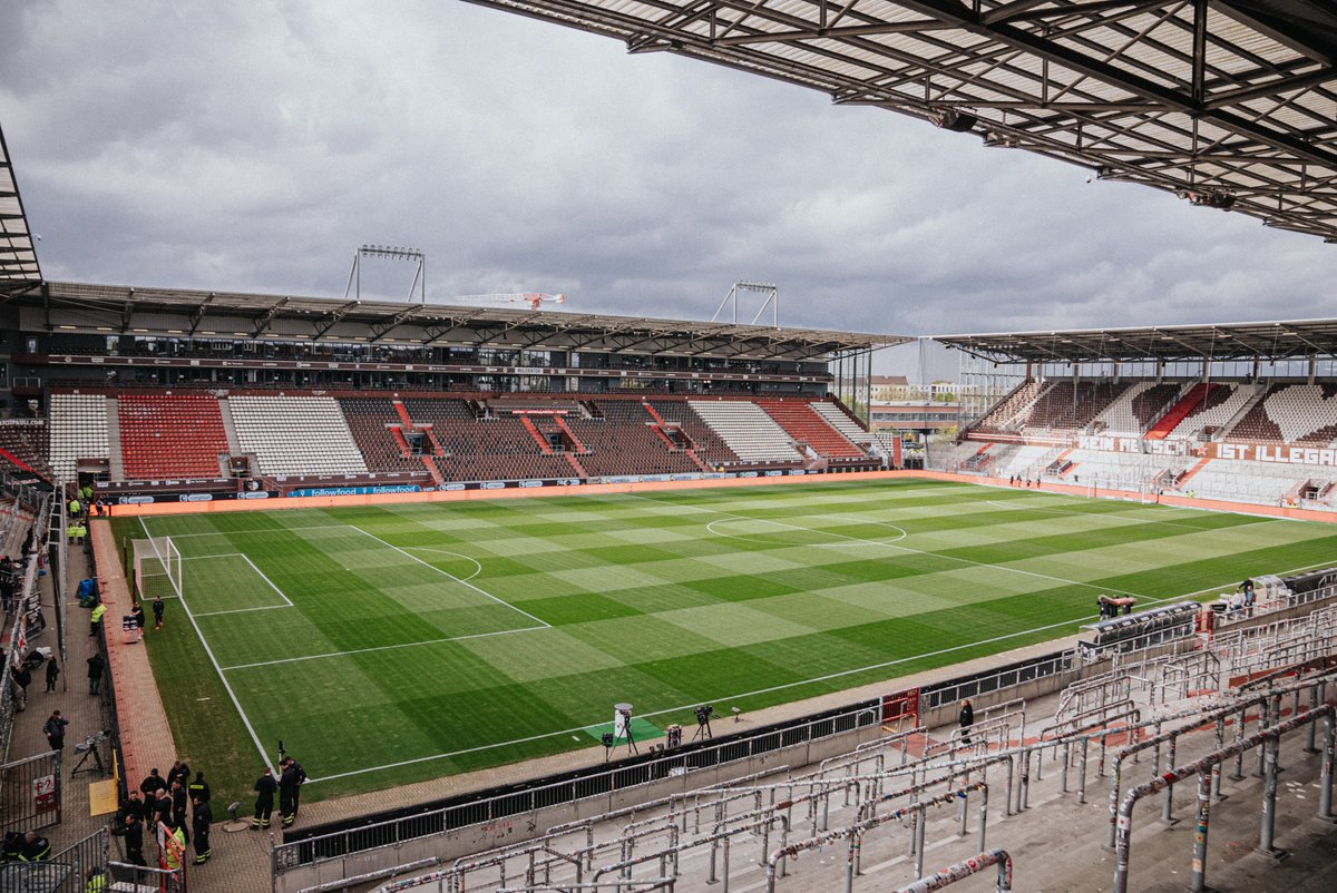 Am Sonntag (12.5.) empfangen wir im letzten Liga-Heimspiel der Saison den VfL Osnabrück im ausverkauften Millerntor-Stadion. Aufgrund der enormen Nachfrage nach Tickets weisen wir noch einmal auf einen verantwortungsvollen Umgang hin. #fcsp