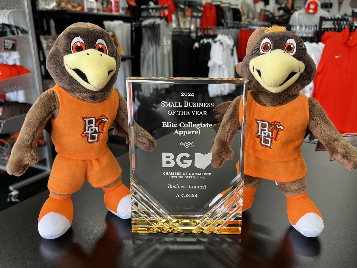 This past weekend we were honored to receive the @chamber_bg Small Business of the Year award. THANK YOU to the entire Bowling Green community for embracing and supporting our store every day. That support allows us to do what we love each and every day. THANK YOU! #yourteamstore