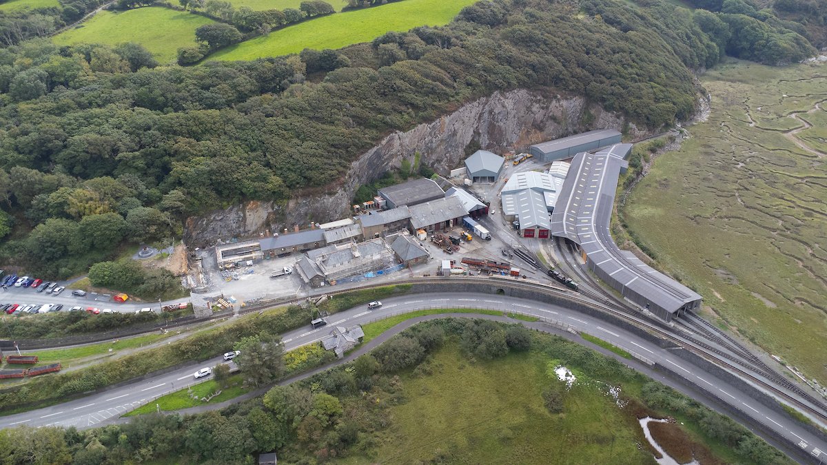 North Wales Contractors Help the FfWHR ‘Tell Stories & Preserve the Past’ welshcountry.co.uk/north-wales-co… #steam #train #ffestiniograilway #loco #locomotive #steamengine #railwaypeople #railway #railwaysofbritain #railways_of_our_world #ukrailwaypics #ukrailscene #heritagerailway