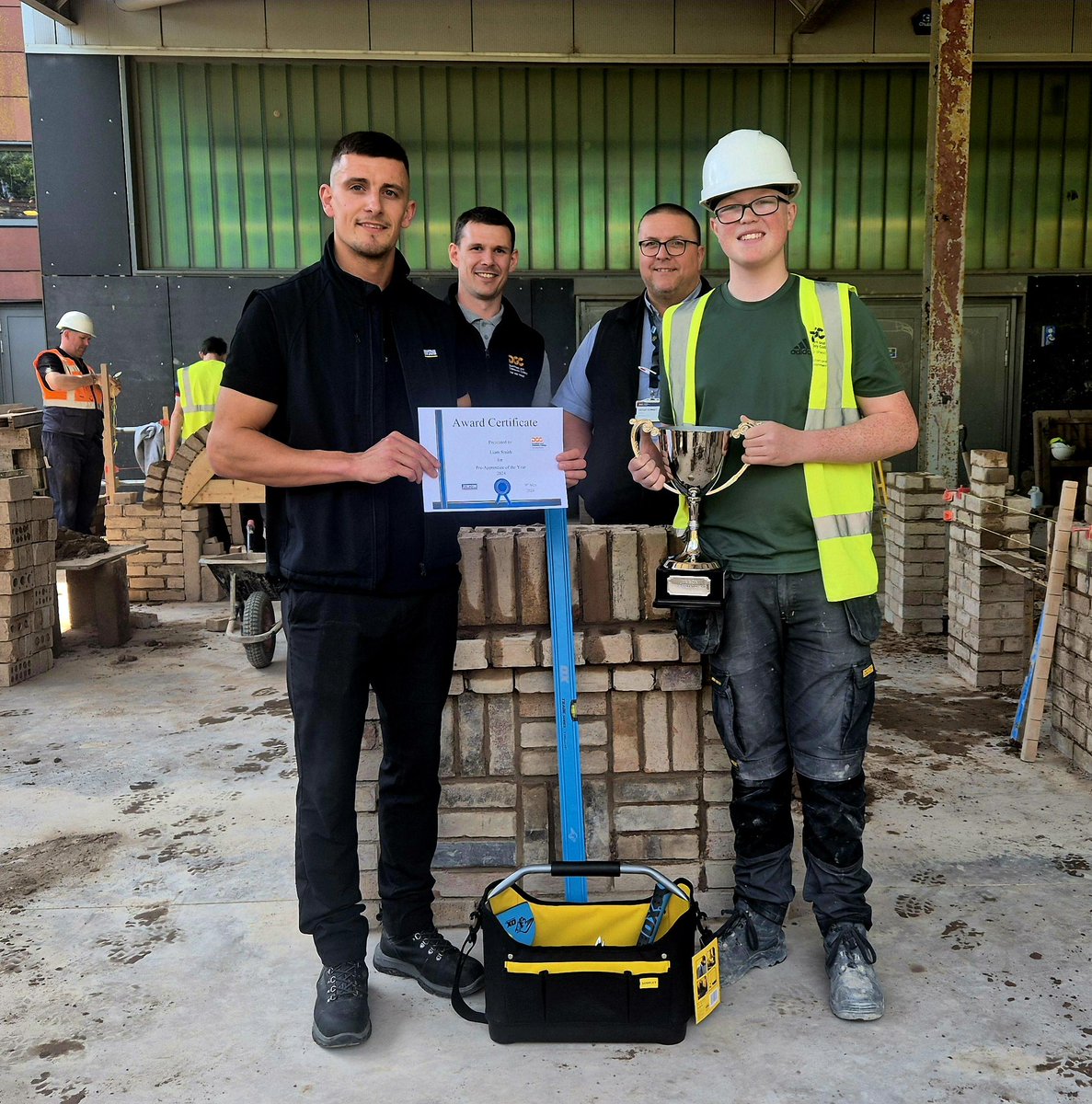 🏆 We're thrilled to congratulate Liam Smith for receiving the Silver Trowel Award trophy & tool kit in recognition of his outstanding performance in our pre-apprentice bricklaying course! 🏅🔧

Many thanks to Jewsons Dumfries for presenting this beautiful trophy & support.