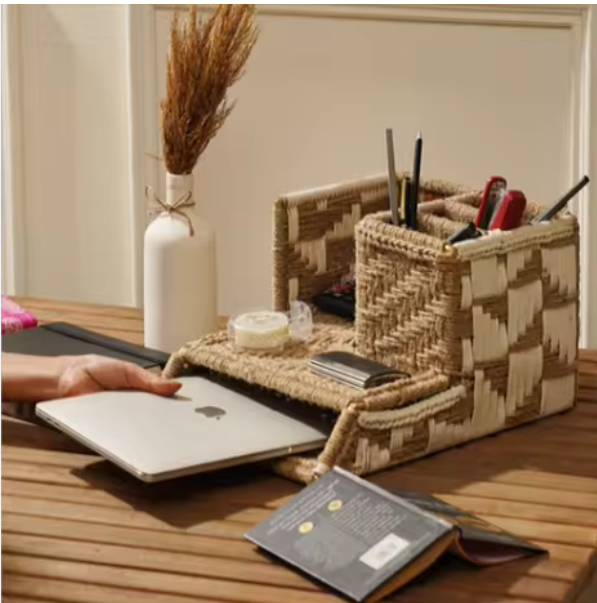 #AnimalsTheme #HandwovenWicker #RattanBasket #LaptopOrganizer #StorageBaskets #LivingRoomDecor #VersatileStorage #RusticCharm #HomeOrganization #DiscoverTogether 🏡🧺🐾

alibaba.com/product-detail…