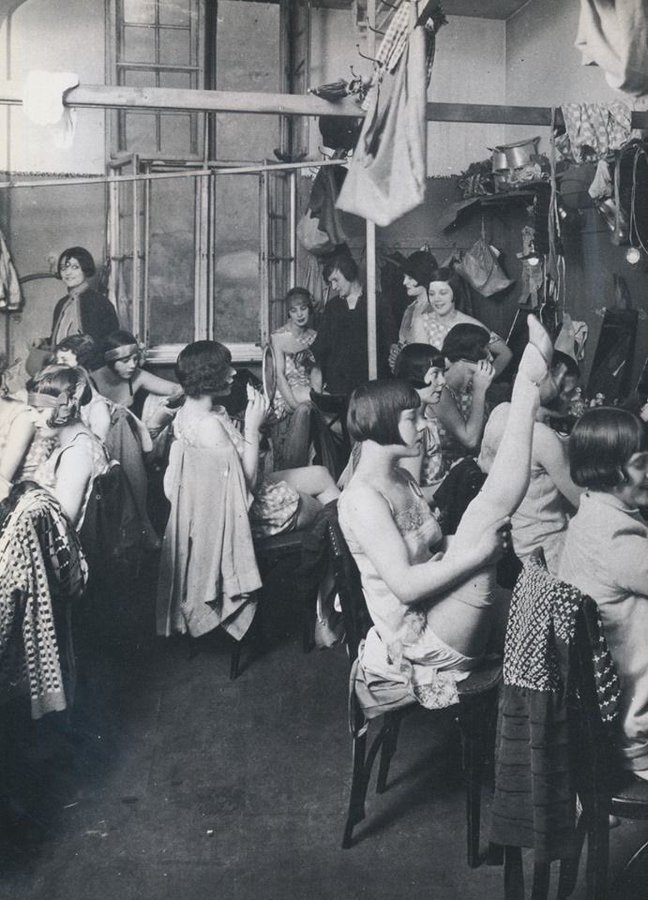 Backstage at a Berlin cabaret 
1920s