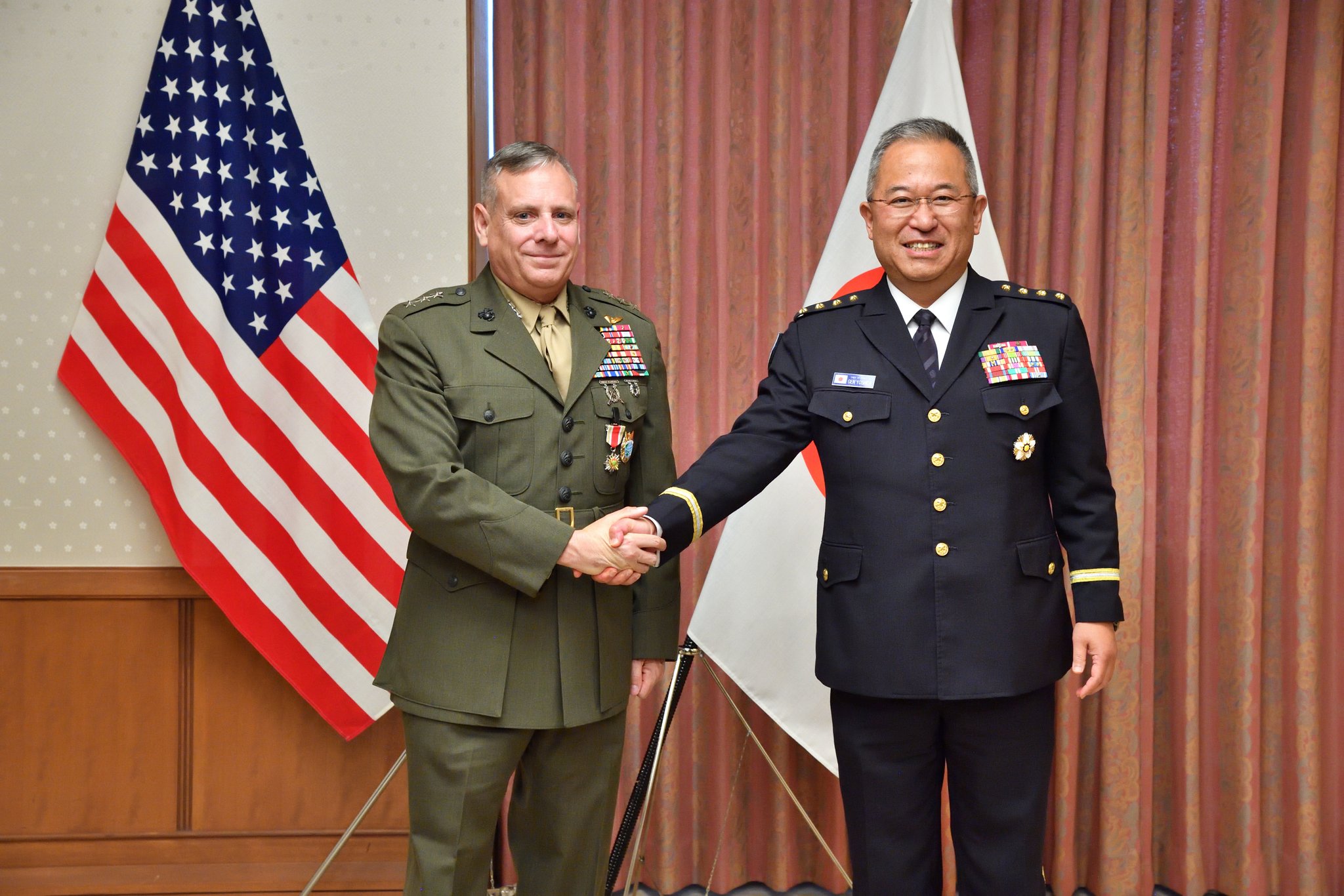 米インド・太平洋軍司令官（海軍大将）チャレンジコイン 米インド・太平洋軍司令官（海軍大将）チャレンジコイン （司令