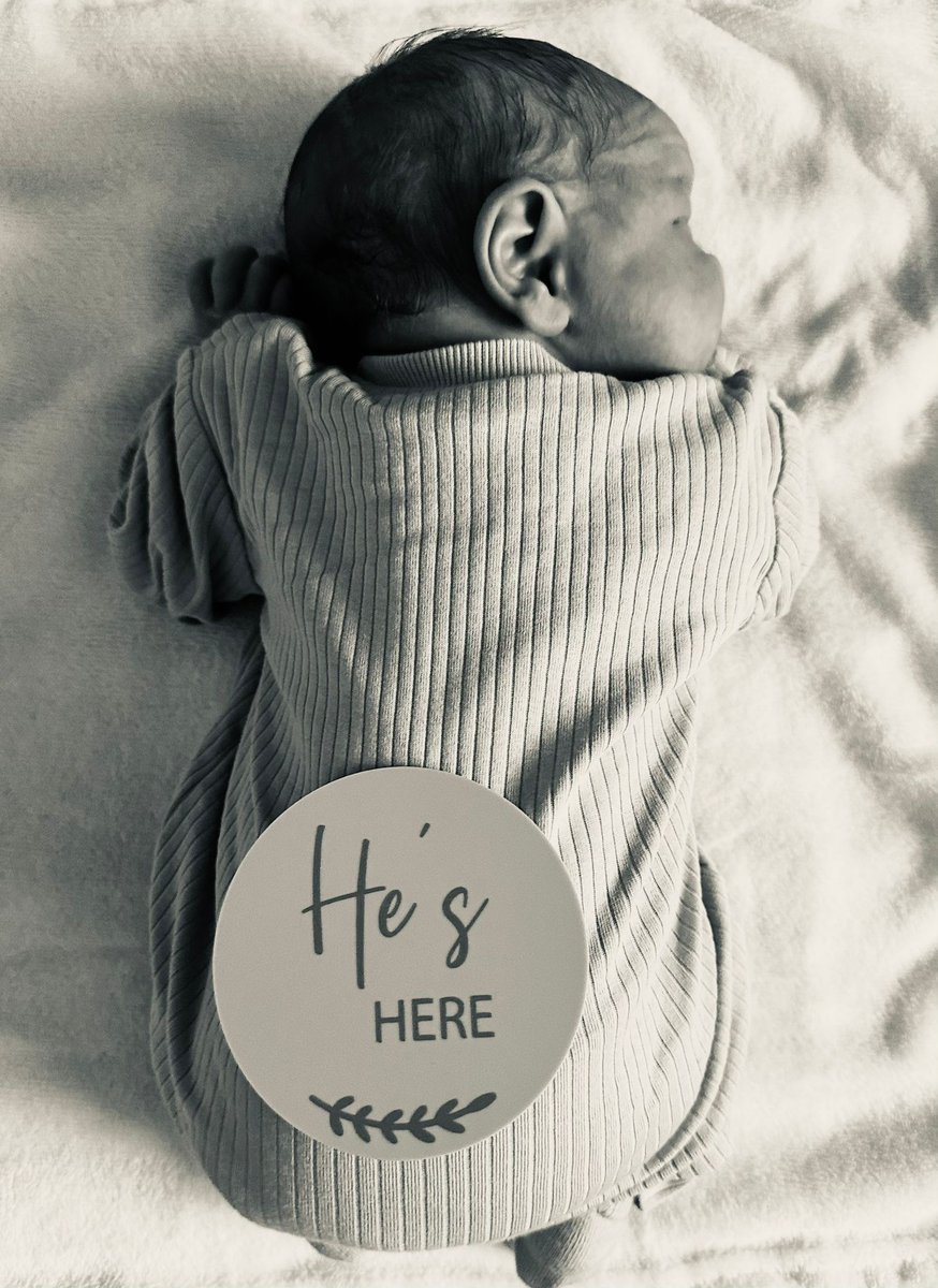 A special International Day of the Midwife arrival! 🥰 On #IDM24 last Sunday, our amazing team of midwives helped our Lung Cancer Clinical Nurse Specialist, Lauren, welcome her son Theo to the world 💙 Congratulations to Lauren, Theo & all the family 🤗