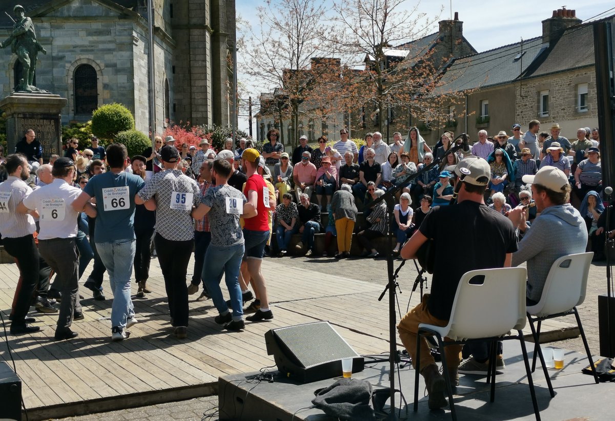 Une journée du Kost ar C'hoat sous le soleil à Cléguérec! Dans la lignée des folles soirées du festival!
Merci au festival Kleg et l'ensemble des partenaires pour avoir rendu cette journée possible
👉 Résultats sur KP.bzh