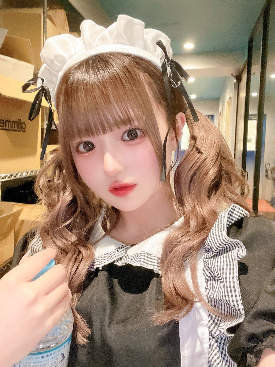 早く帰ってきてよご主人様(   •̆ ·̭ •̆ )
#メイドの日