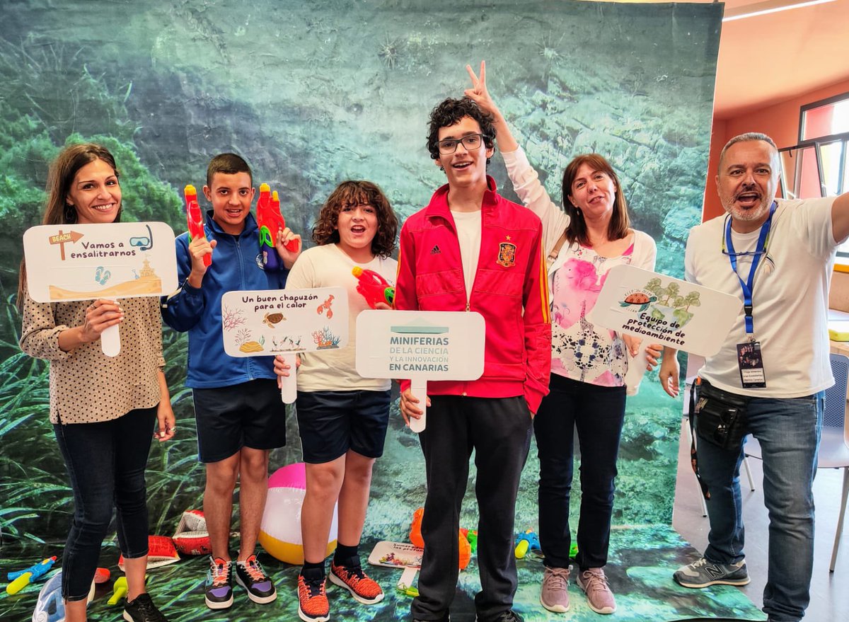 📸Empezamos fuerte en las Miniferias de la Ciencia y la Innovación en Gran Canaria 👏👏👏💯 ¡queremos aprender a proteger nuestros ecosistemas #marinos y hoy lo haremos utilizando tecnologías como la realidad virtual y aumentada 🐟🐠🖥️ 
Con <a href="/CUCIC_GobCan/">CUCIC GobCan</a>