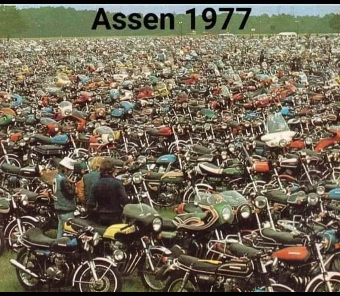 Who has been to Assen to watch the Dutch GP racing. Give us your feedback on your experience.... #classicbike #classicbikes #classicbikeshow #classicbikers #classicmotorbike #classicmotorcycles #classicmotorcycleshows #classicmotorcycleclub