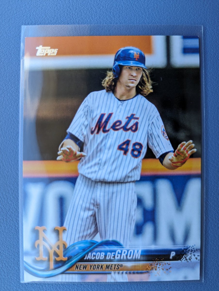 Hector239S's tweet photo. @stokesboyscards DeGrom Wearing Helmet SSP Variation
$140USD shipped from Australia. Super tough pull. https://t.co/xlBXYCosp4