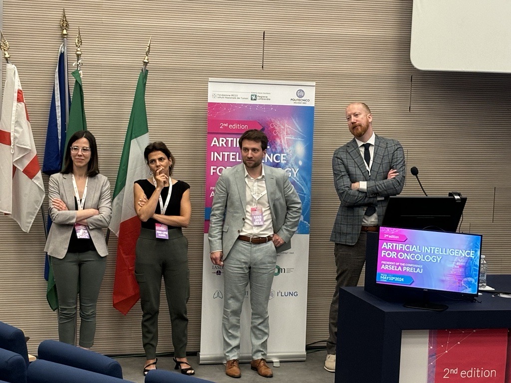 📢 Right now, the discussion of the session with Dr. Crispin, Pérez-López, Kather, and @lab_pearson is underway. #I3LUNG #lungcancer #HorizontEurope #EuropeanCommission @EU_Commission #EUFunded #EU4Health