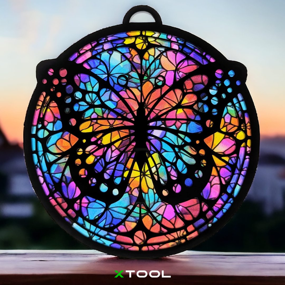 xToolOfficial's tweet image. Suncatcher day! 3mm black acrylic with Smokey Hill Flex made by @ FB: Pen Garcia Awesome cutting by xTool P2, great wall decor idea share with all you guys. Try it now!🔥
🔗xTool P2 dataaccess.mblock.cc/t/Nm
#xtool #xtoolp2 #xtoolmade
