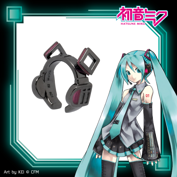 初音ミク　イヤーカフ キャラクターモチーフ シルバーイヤーカフ＜初音ミク＞ 初音ミクの着用