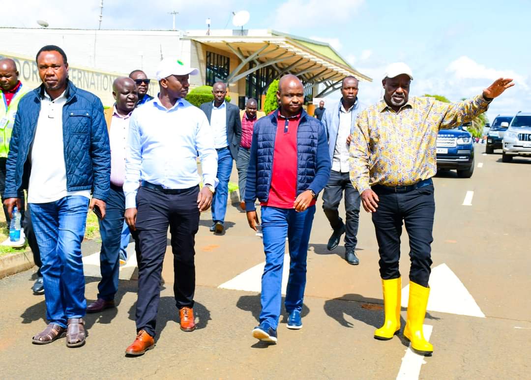 IGRTC CEO Dr @kipkuruichepp joined Caleb Kositany, Chairman KAA, and David Kiplagat, Member of Parliament for Soy, a tree-planting activity held at Eldoret Airport in honour of those who lost their lives in floods. #TreePlantingDay #TreePlanting