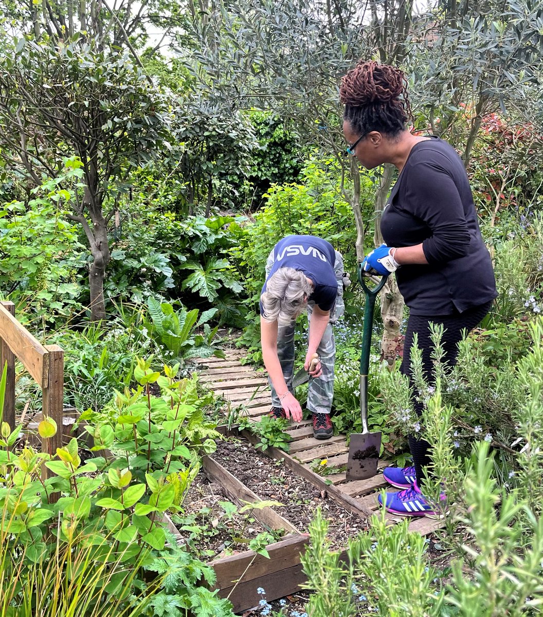 Do you look after a friend, relative or partner? If you do why not join @ichcarers Gardening Group, Thursdays, 2-4pm at Culpeper Community Garden, 1 Cloudesley Road, N1. Learn new skills, have a cuppa with others, and enjoy being out in nature! It's completely #free to join!