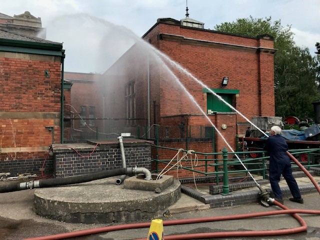 Family fun is on offer at #AbbeyPumpingStation this Sunday, with a themed fun day showcasing emergency services. Meet the crews, view vintage fire engines and take a ride on a steam locomotive! Book tickets here: ow.ly/1x7850RAlJZ