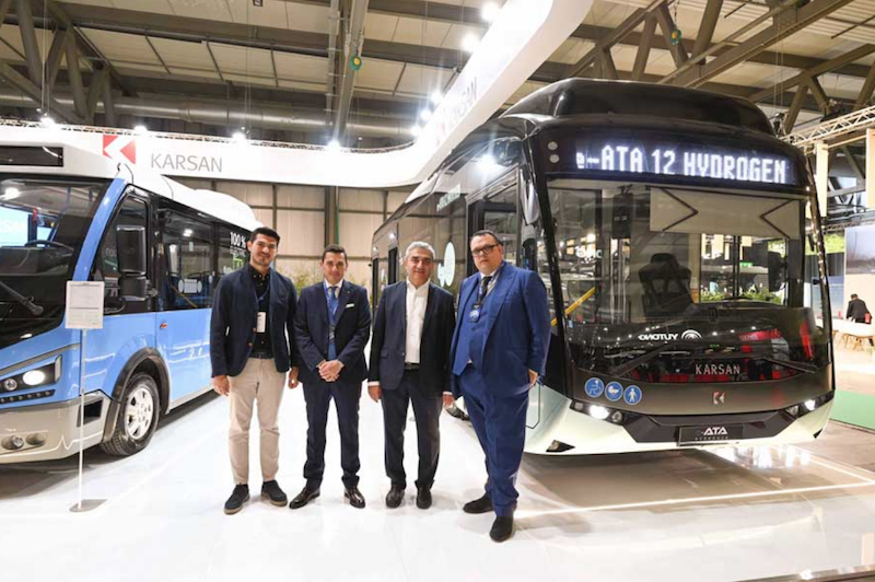 Karsan showcases the latest public transport solutions at the Next Mobility Exhibition in Milan devirsaati.com/karsan-showcas… @DevirSaatiDergi @KarsanTR #karsan #karsanejest #karsanautonomouseatak #karsaneatahydrogen #electricbus #hydrogenbus #kmobilitysrl #nextmobilityexhibition