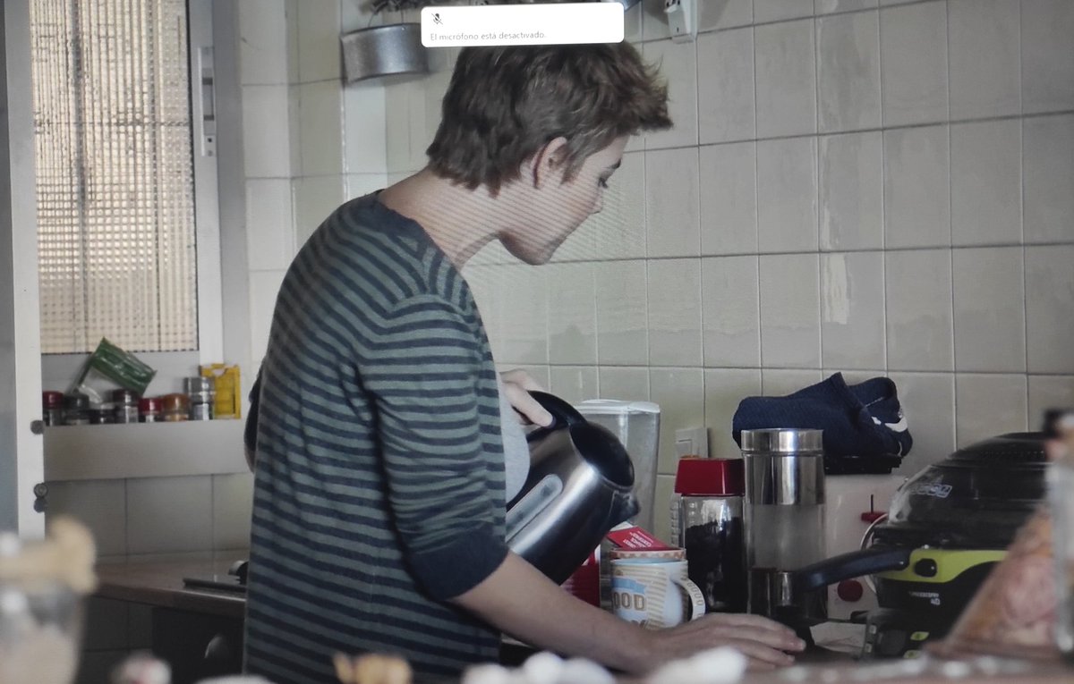 Proyectando Mierda para mamá Rocío Rubio (España) @LINEUPShorts <a href="/FInquietarte/">FundaciónInquietarte</a> <a href="/unedpontevedra/">UNED Pontevedra</a> <a href="/YolandaCruzL/">Yolanda Cruz López</a>