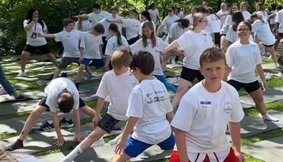 Earlier this week, I was blessed with the opportunity to share an outdoor gentle yoga session with over 200 amazing students from schools across Allegheny County. It was by far one of the coolest and inspiring experiences that I've ever been a part of in my life.